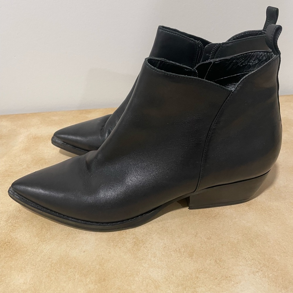 Marc fisher booties
